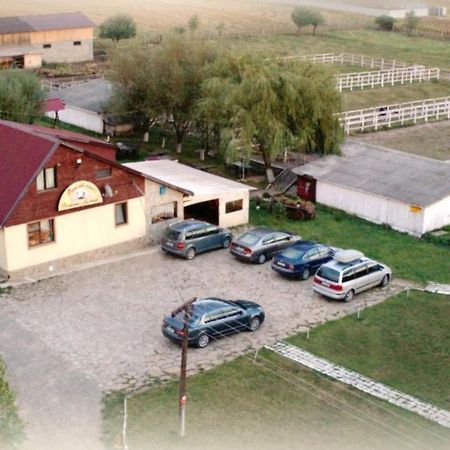 Pensiunea ,,La Struti" Targu Neamt Exterior photo